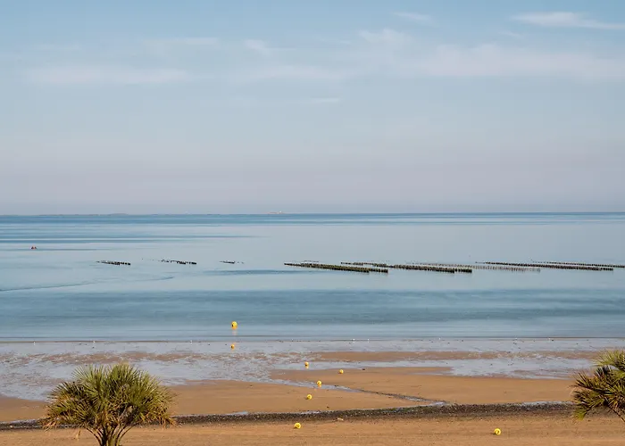 Hotel De La Baie - Thalassotherapie Previthal Donville-les-Bains