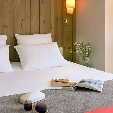 De La Baie - Thalassotherapie Previthal فندق دونفيل-ليه-باين