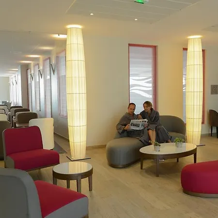 فندق De La Baie - Thalassotherapie Previthal دونفيل-ليه-باين