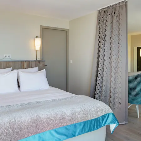 Ξενοδοχείο De La Baie - Thalassotherapie Previthal 4*
