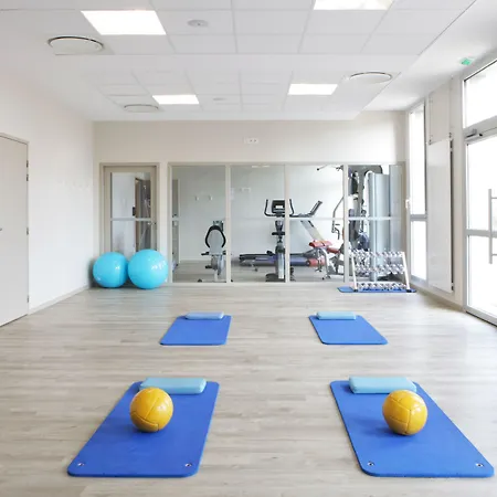 Hotel De La Baie - Thalassotherapie Previthal Отель Донвиль-ле-Бен