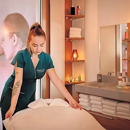 De La Baie - Thalassotherapie Previthal فندق