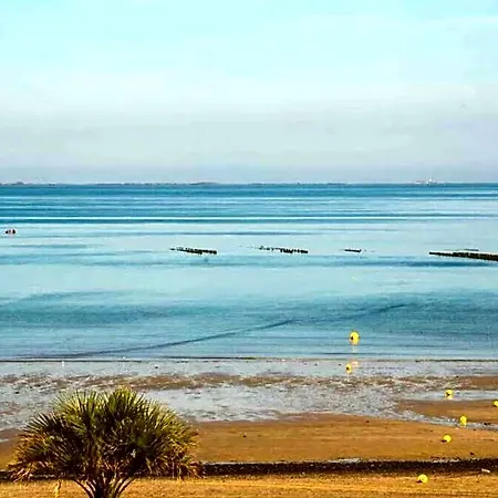 فندق De La Baie - Thalassotherapie Previthal دونفيل-ليه-باين