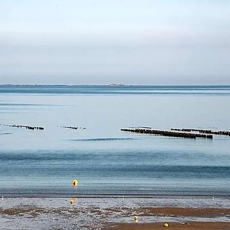 De La Baie - Thalassotherapie Previthal 4* دونفيل-ليه-باين