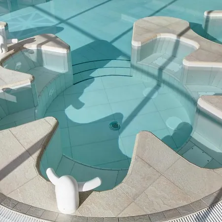 Ξενοδοχείο De La Baie - Thalassotherapie Previthal 4*